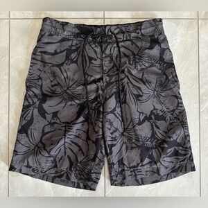 St. John’s Bay Swim Trunks - Floral / Black / Grey, Small